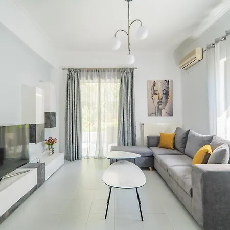 Apartament The Nest Of Urban Living By 8essentially