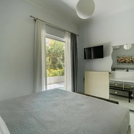 Apartament The Nest Of Urban Living By 8essentially