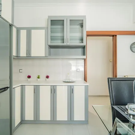 The Nest Of Urban Living By 8essentially Lägenhet Chania (Crete)